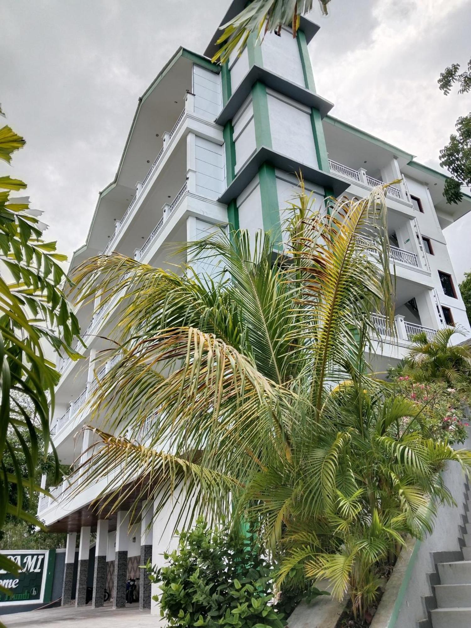 Monte Prundi Hotel Labuan Bajo Exteriér fotografie